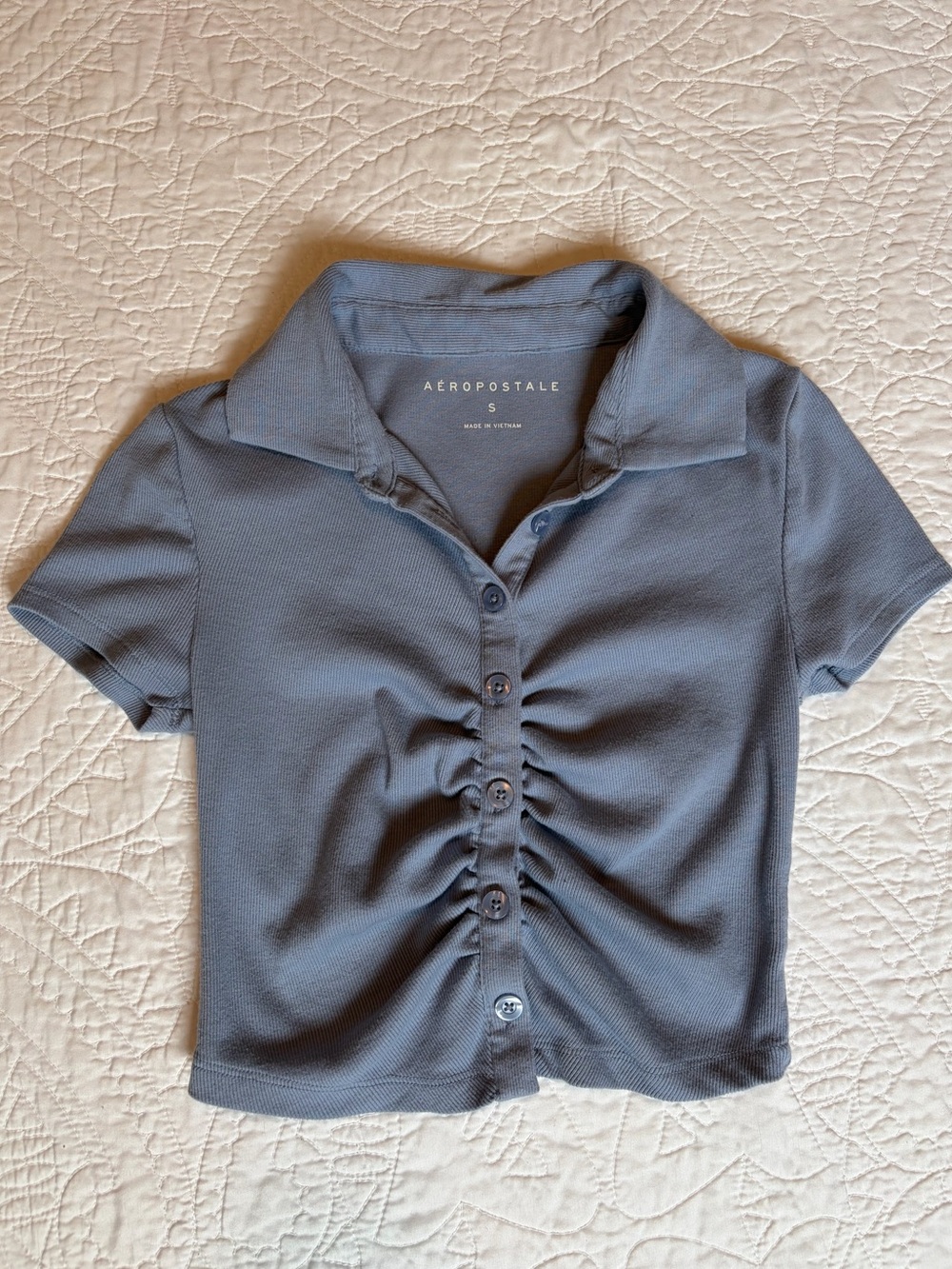 AEROPOSTALE- Collared Cropped Top